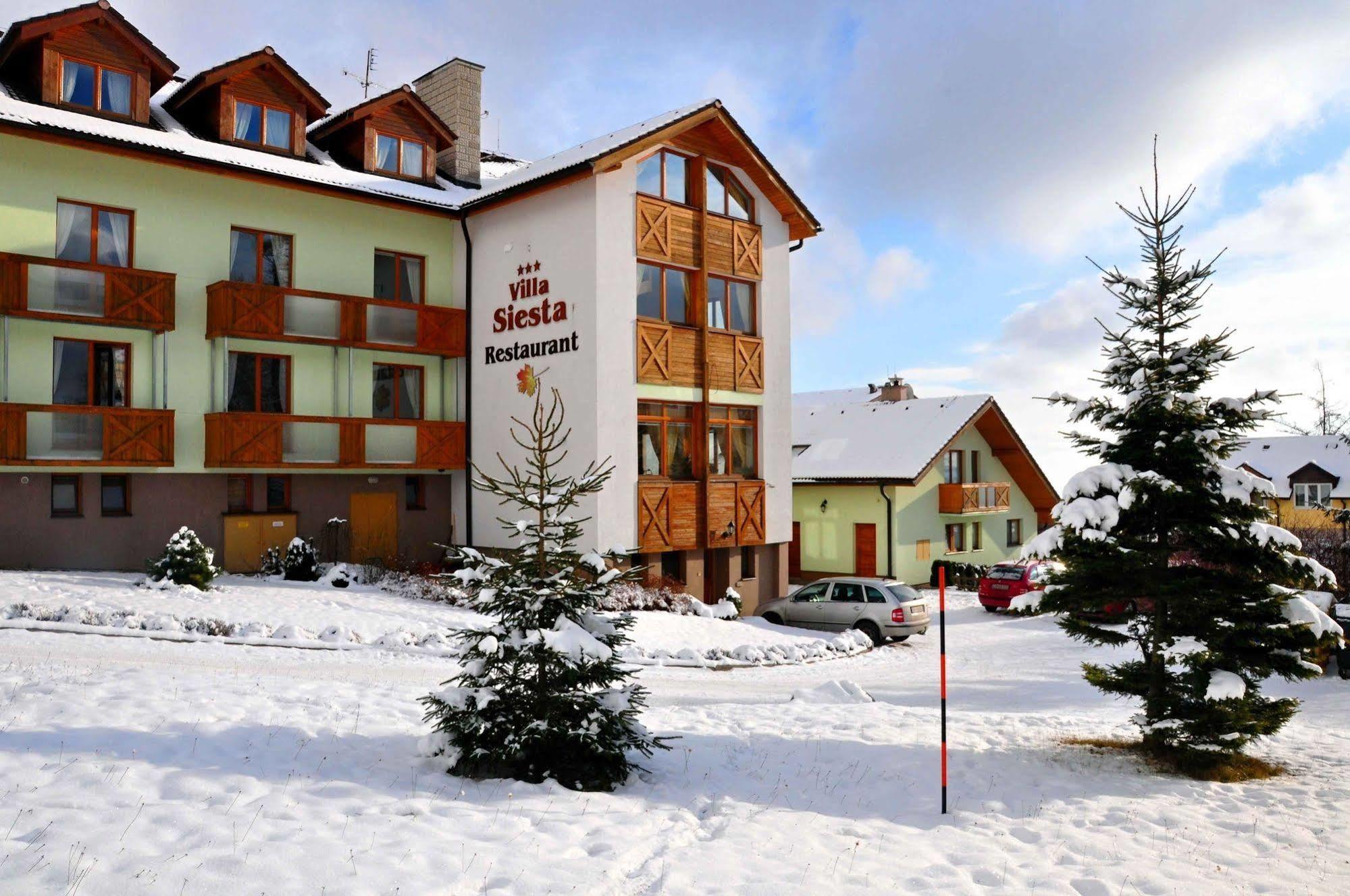 Hotel Villa Siesta Vysoké Tatry Buitenkant foto